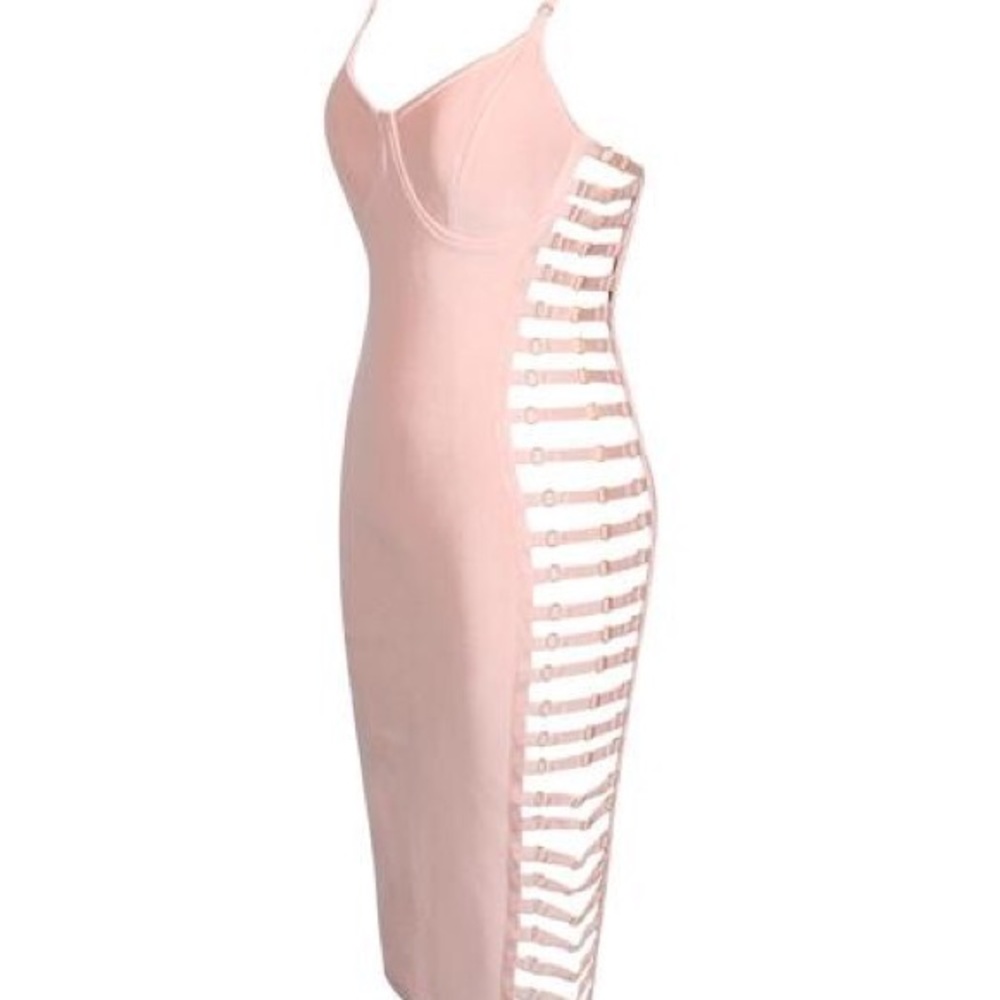 Last One☝🏾 Bardi Bandage CutOut Dress 🌸 - Picture 6 of 8